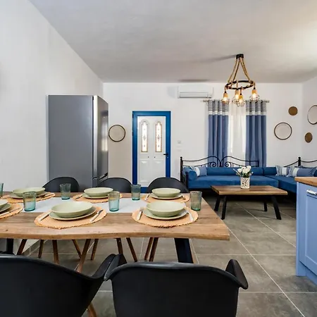 Cozy Little House In Apartment Chora (Ios)